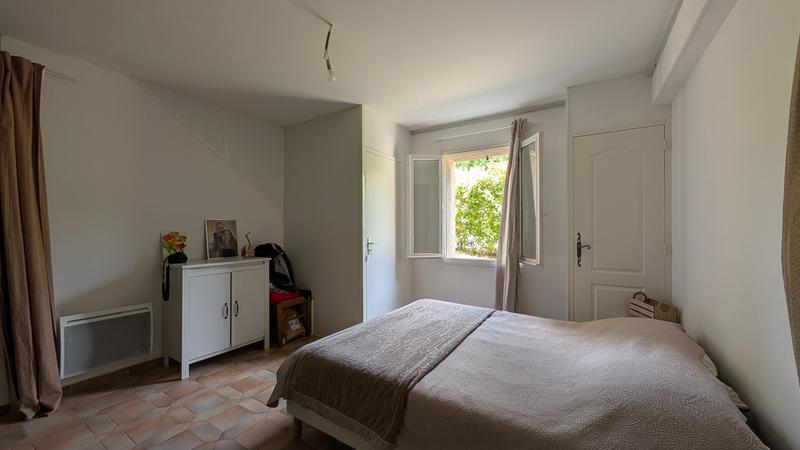 Maison - 265 m² - 9 pièces