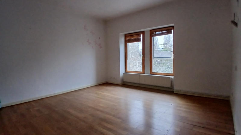 Maison - 203 m² - 8 pièces