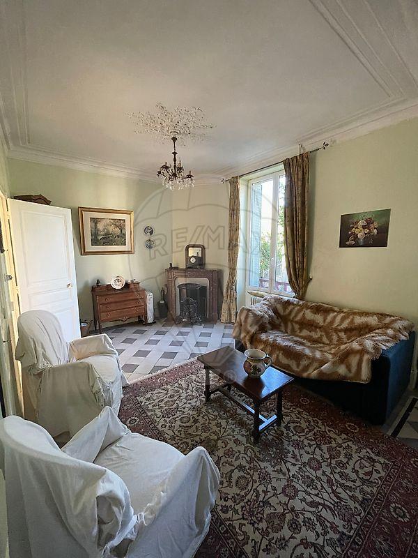 Maison - 93 m² - 5 pièces