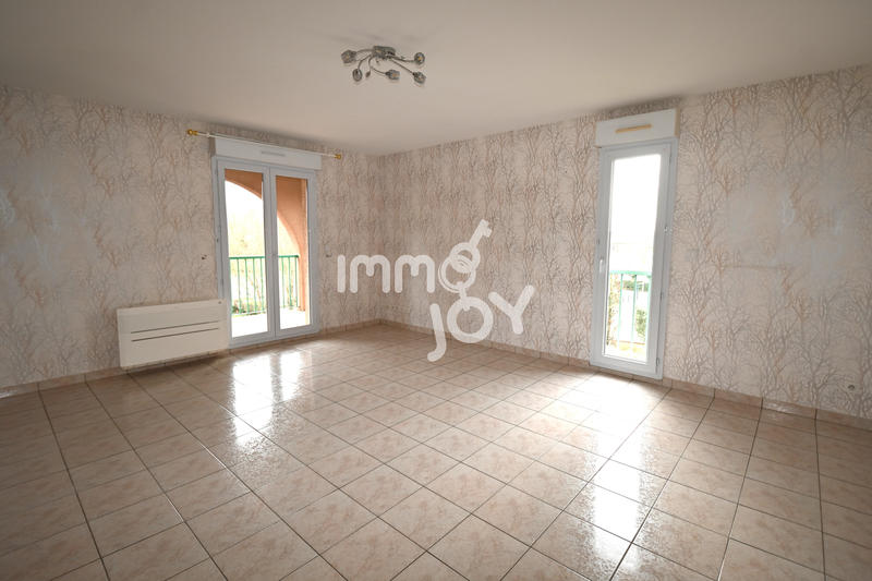 Appartement - 82 m² - 3 pièces