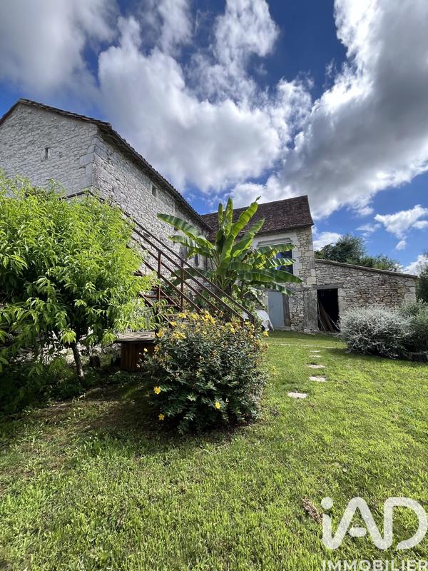 Maison de village - 80 m² - 4 pièces