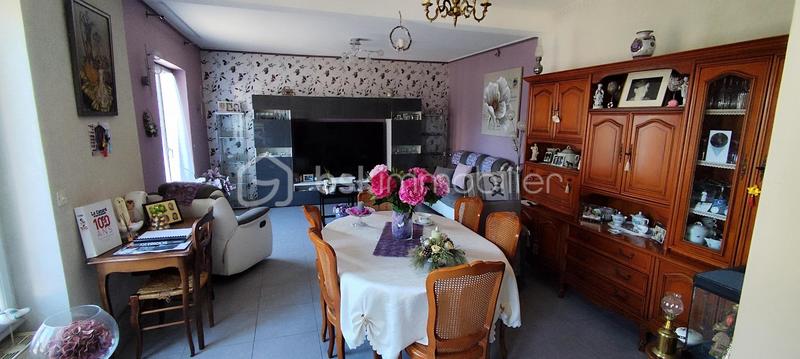 Immeuble - 186 m² - 8 pièces