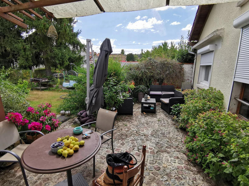 Maison - 80 m² - 5 pièces