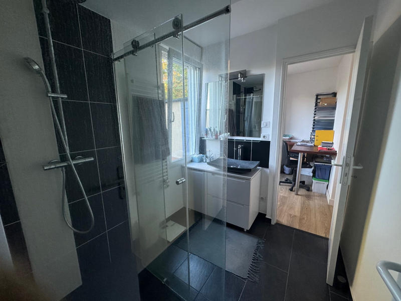 Appartement - 75 m² - 4 pièces