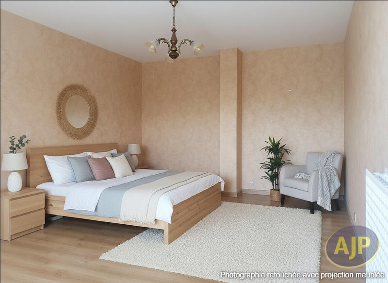 Appartement - 144 m² - 5 pièces