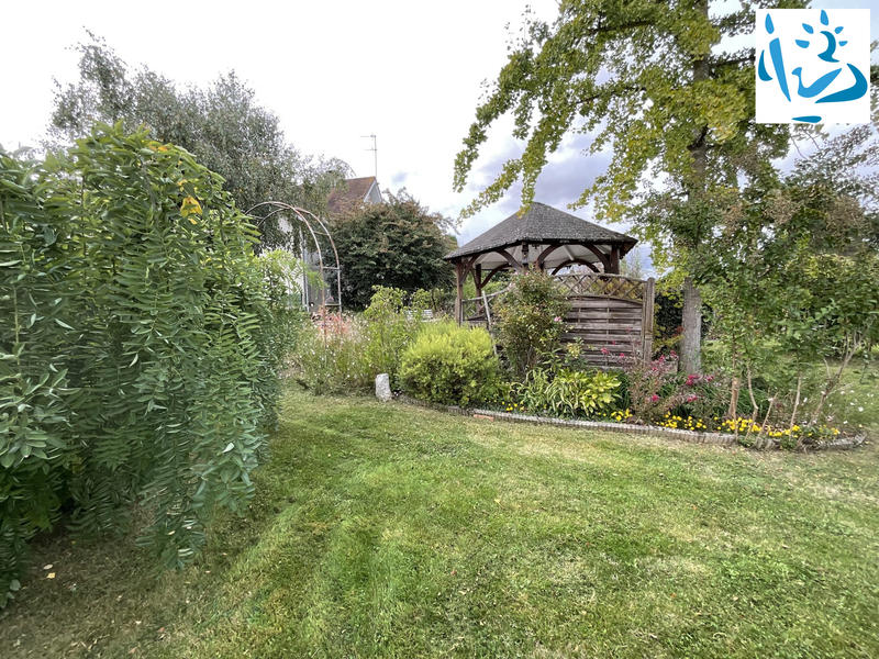 Maison - 172 m² - 9 pièces