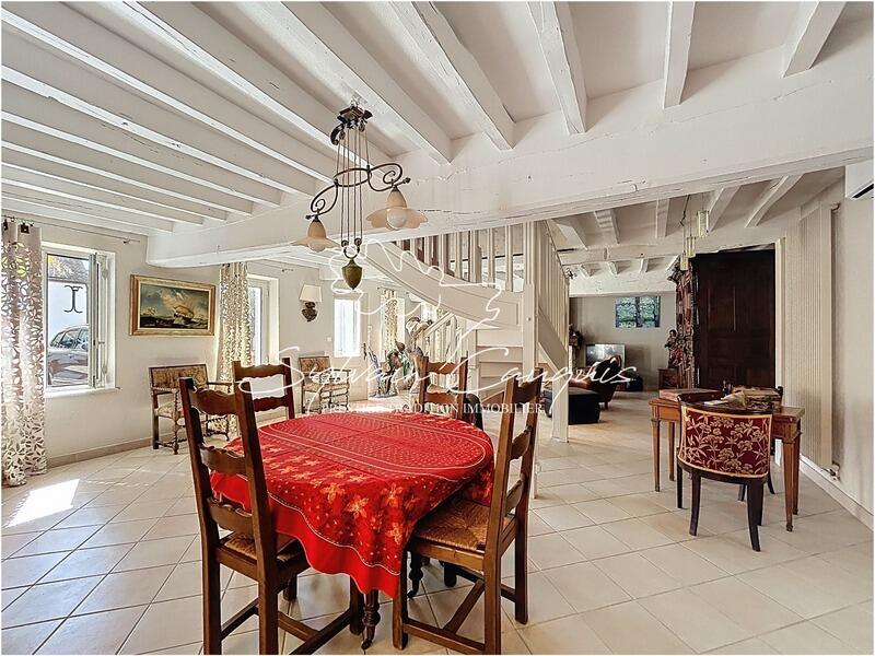 Fermette - 394 m² - 11 pièces