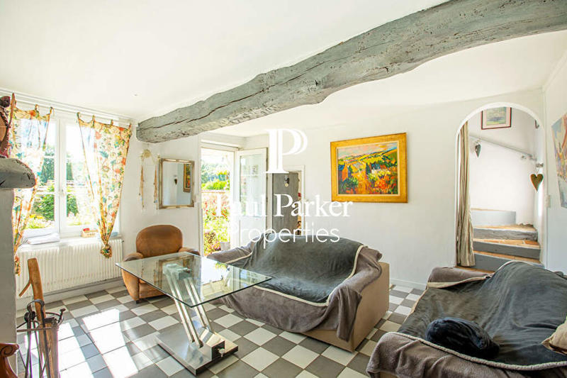 Maison - 232 m² - 10 pièces