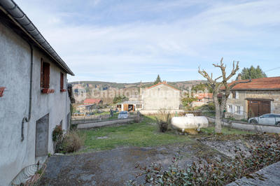 Maison - 146 m² - 5 pièces