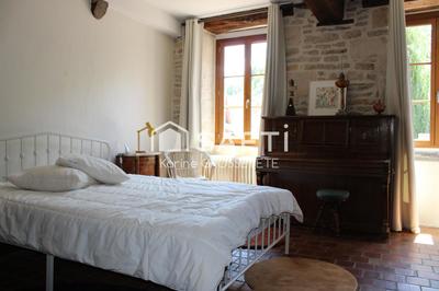 Maison - 265 m² - 7 pièces