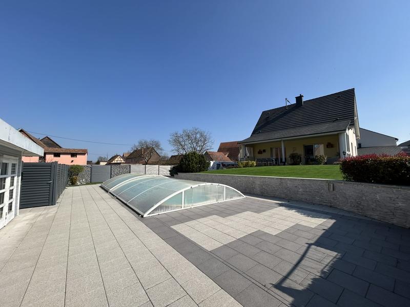 Maison contemporaine - 183 m² - 6 pièces