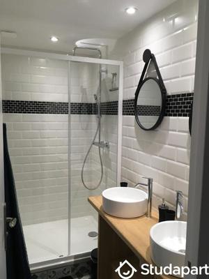 Chambre - 12 m² - 1 pièce