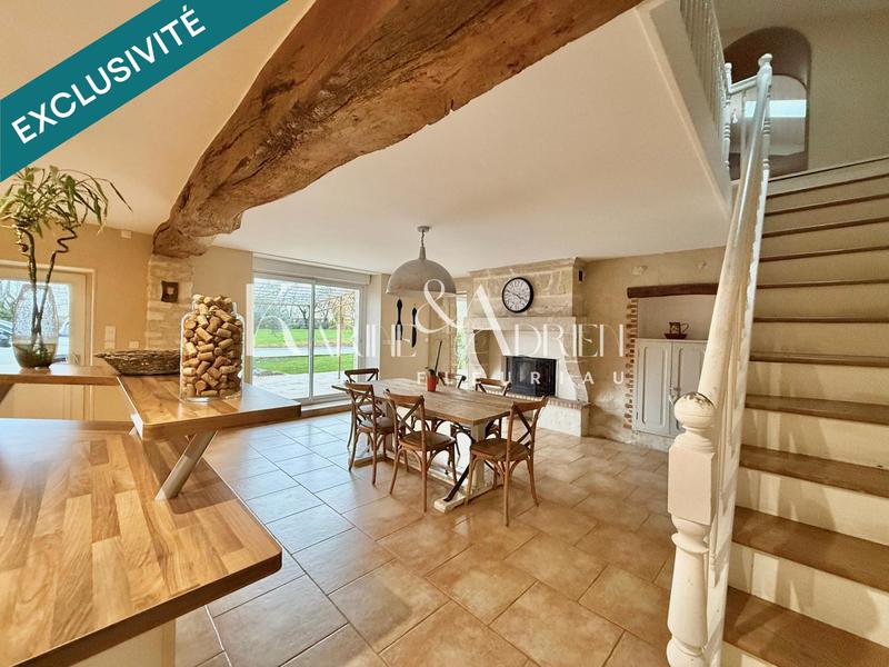 Maison - 210 m² - 6 pièces