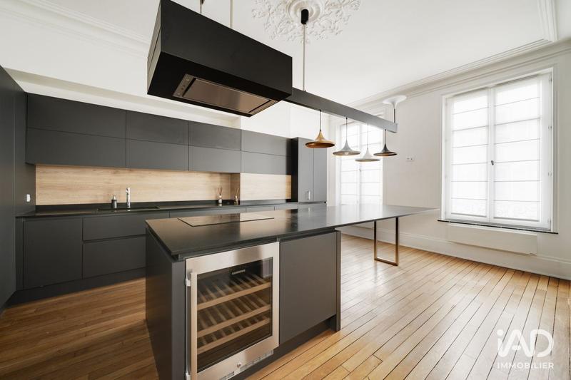 Appartement - 305 m² - 7 pièces