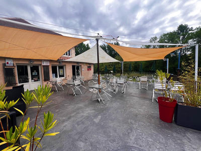 Local commercial - 418 m²