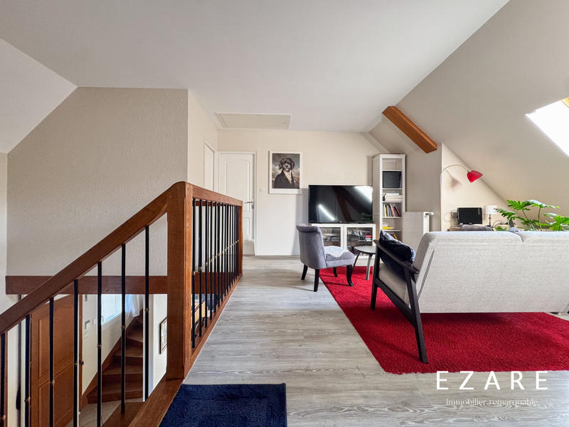 Maison - 180 m² - 7 pièces