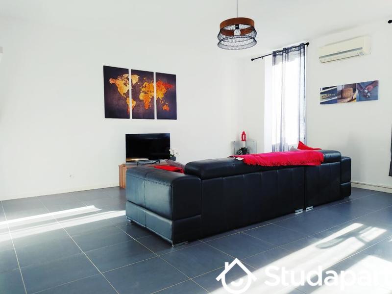 Chambre - 9 m² - 1 pièce