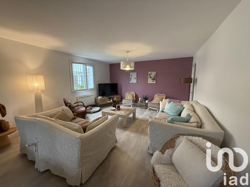 Maison - 208 m² - 6 pièces