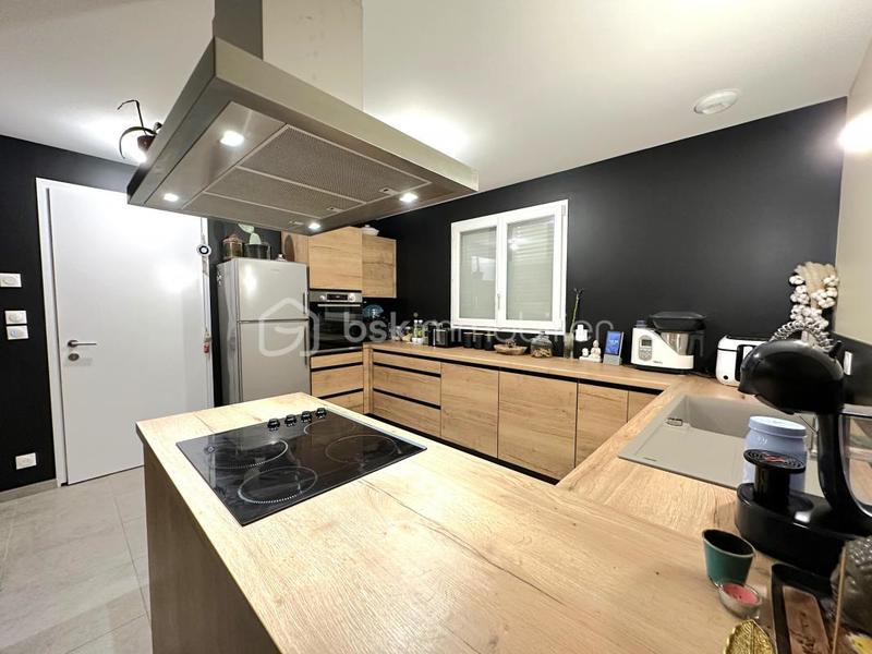 Maison - 98 m² - 4 pièces