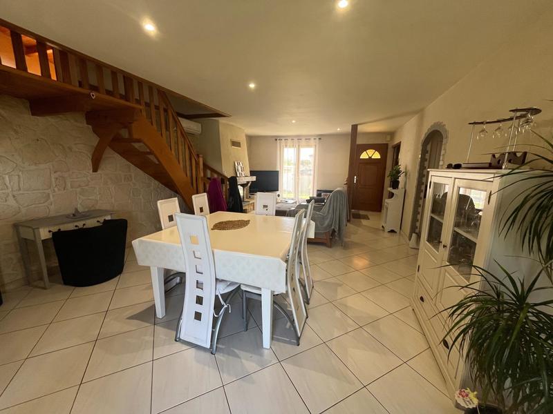 Maison - 105 m² - 4 pièces