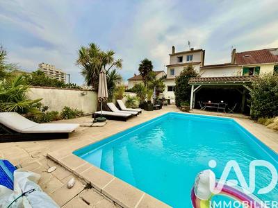 Maison de ville - 168 m² - 5 pièces