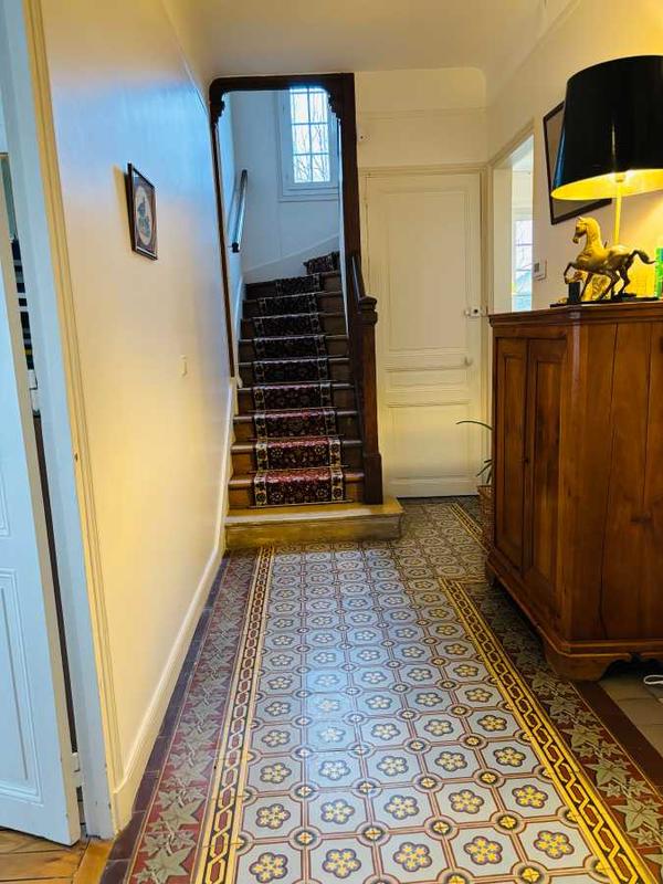 Maison - 166 m² - 7 pièces