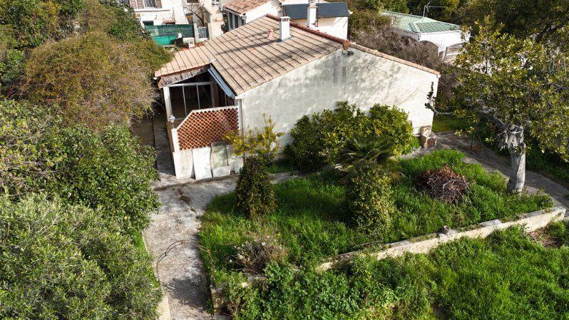 Maison - 120 m² - 2 pièces