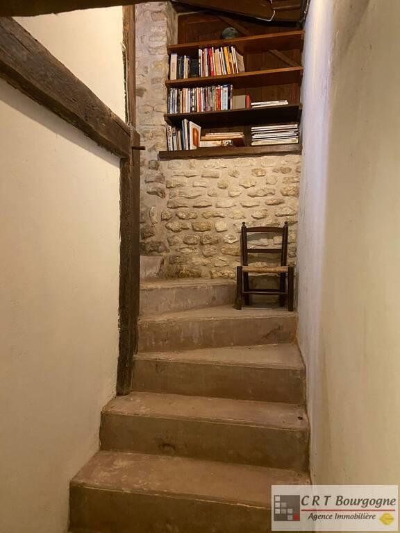 Maison - 250 m² - 9 pièces