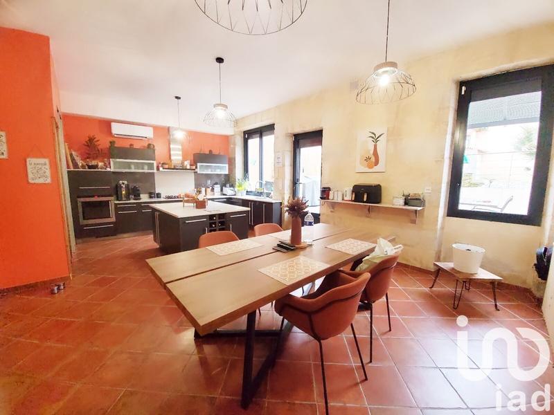 Maison - 344 m² - 16 pièces