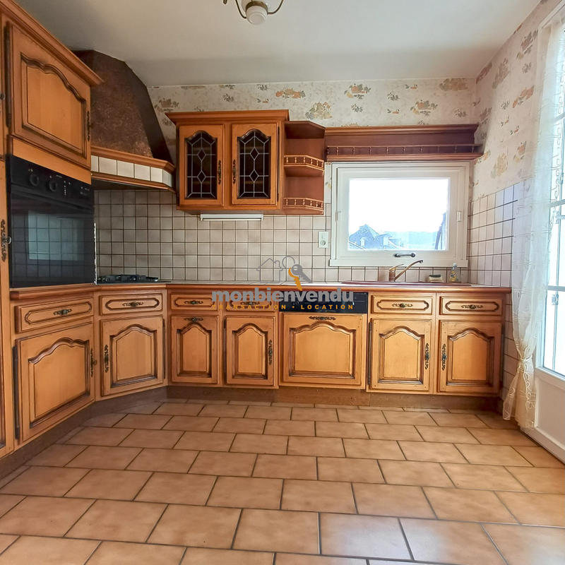 Maison traditionnelle - 115 m² - 6 pièces