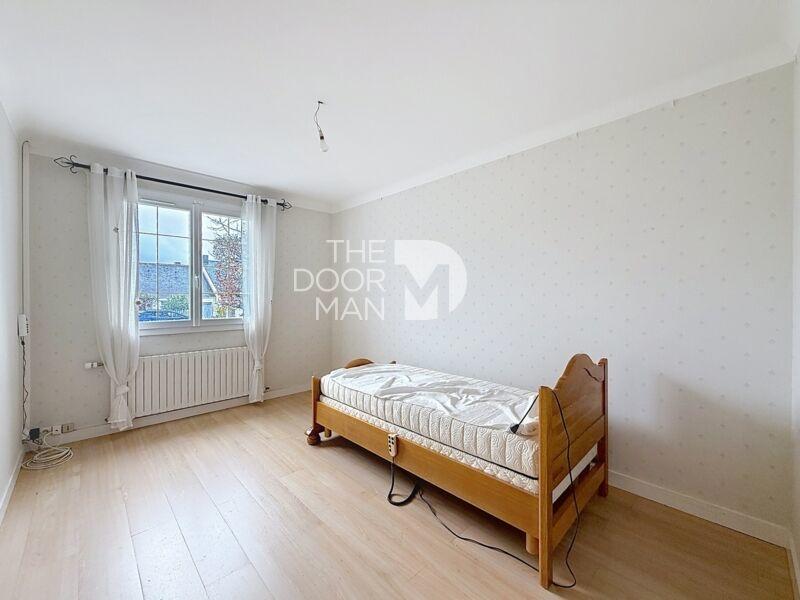 Maison - 97 m² - 5 pièces