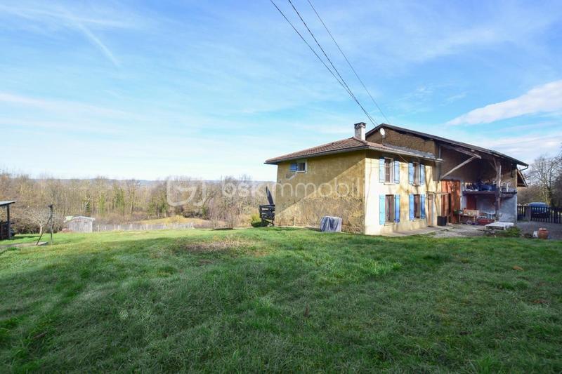 Maison - 98 m² - 5 pièces