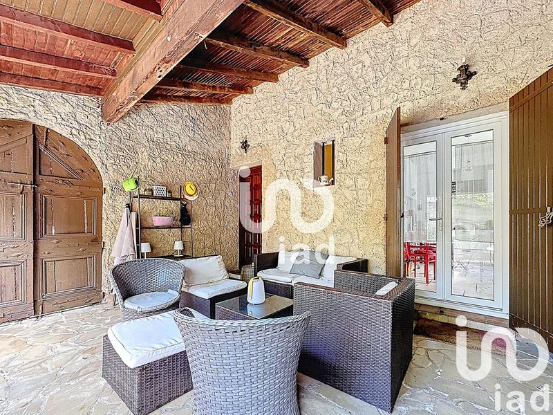 Maison - 186 m² - 9 pièces