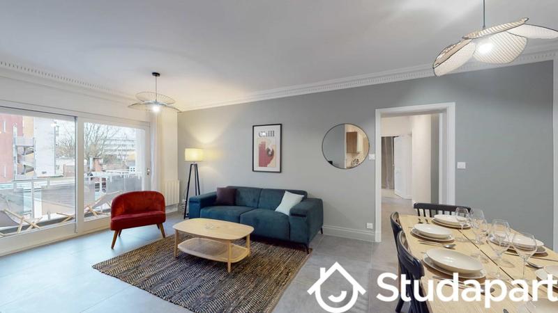 Chambre - 10 m² - 1 pièce