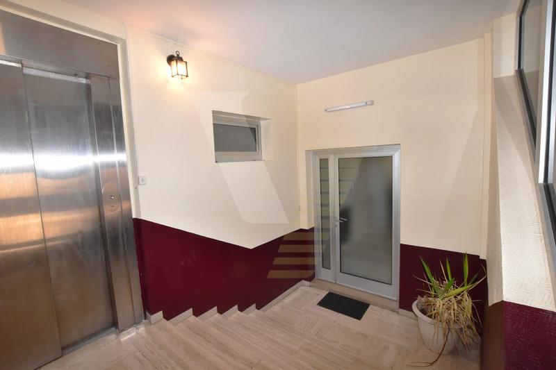 Bureau - 133 m² - 5 pièces