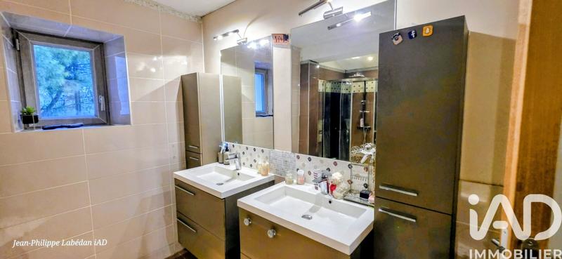 Maison - 370 m² - 8 pièces