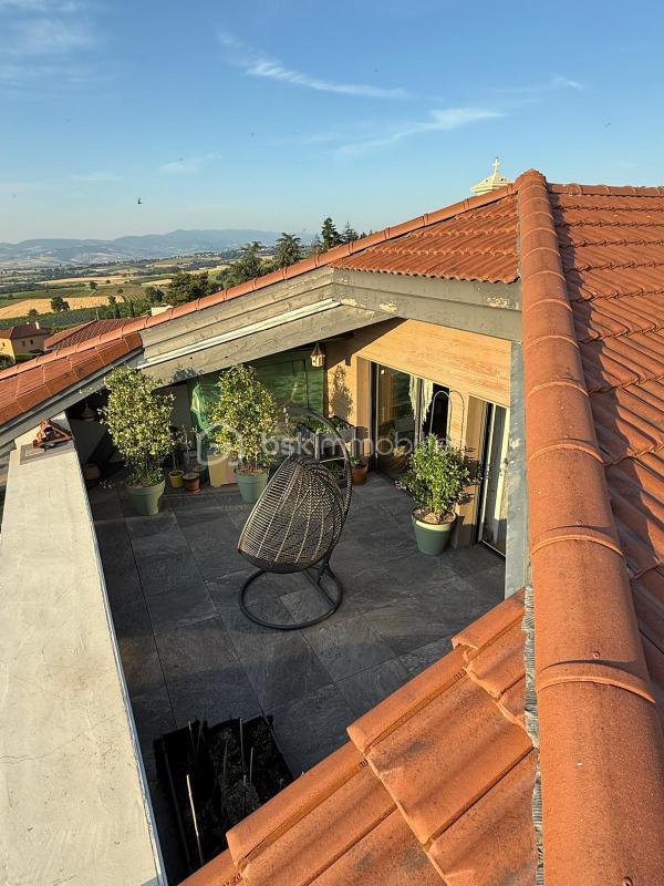 Appartement - 189 m² - 6 pièces