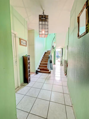 Maison - 289 m² - 8 pièces