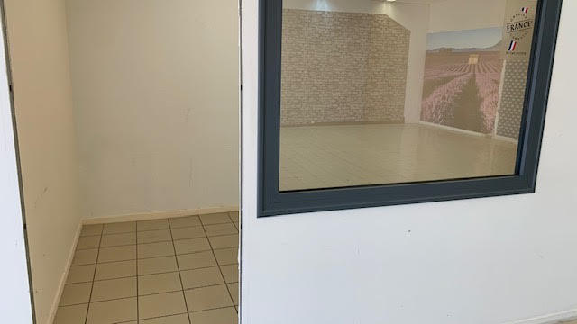 Local commercial - 472 m²