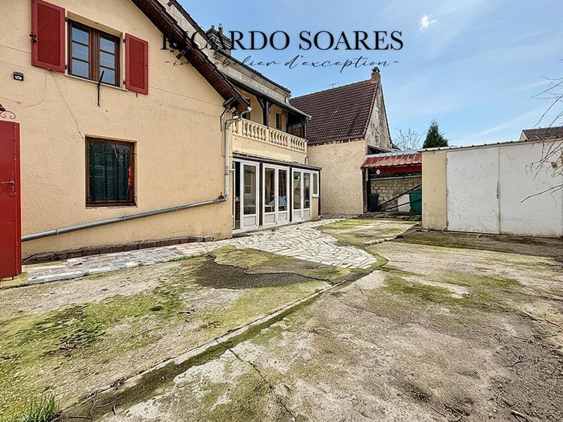 Maison - 160 m² - 7 pièces