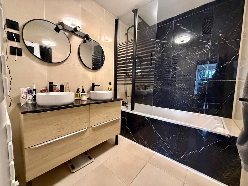 Appartement - 87 m² - 3 pièces