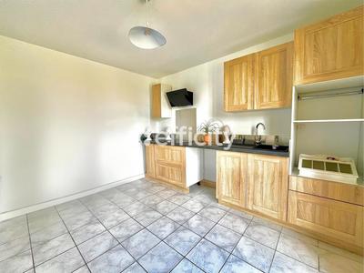 Maison - 140 m² - 7 pièces