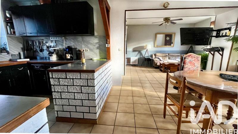 Maison - 137 m² - 7 pièces