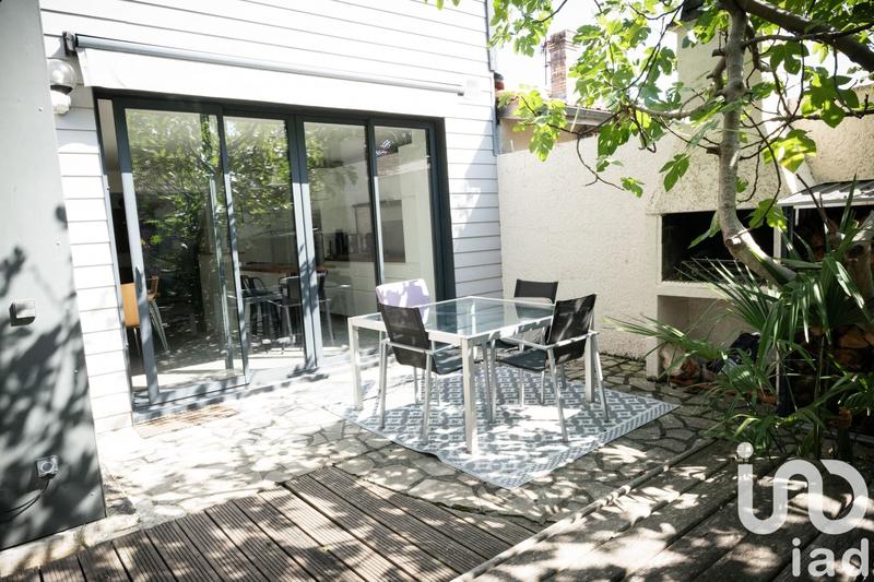 Maison de maîtres - 190 m² - 8 pièces