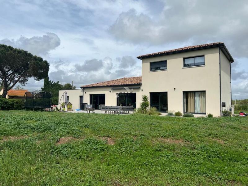 Villa - 151 m² - 5 pièces