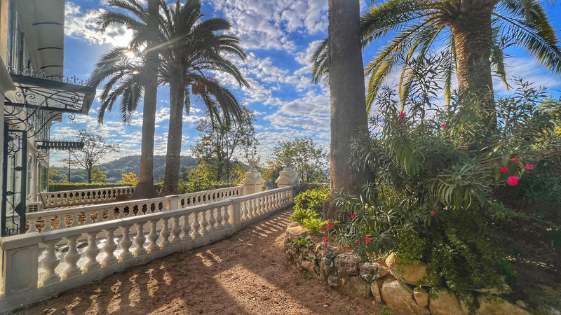 Appartement - 122 m² - 3 pièces