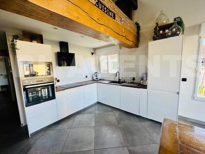 Maison - 145 m² - 4 pièces