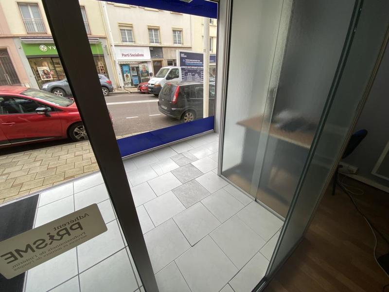 Local commercial - 77 m²