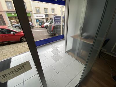 Local commercial - 77 m²