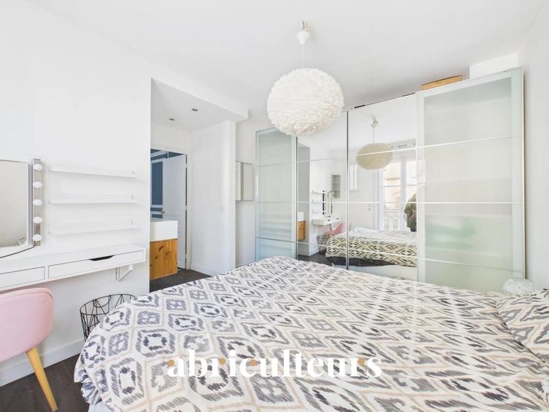 Appartement ancien - 67 m² - 3 pièces